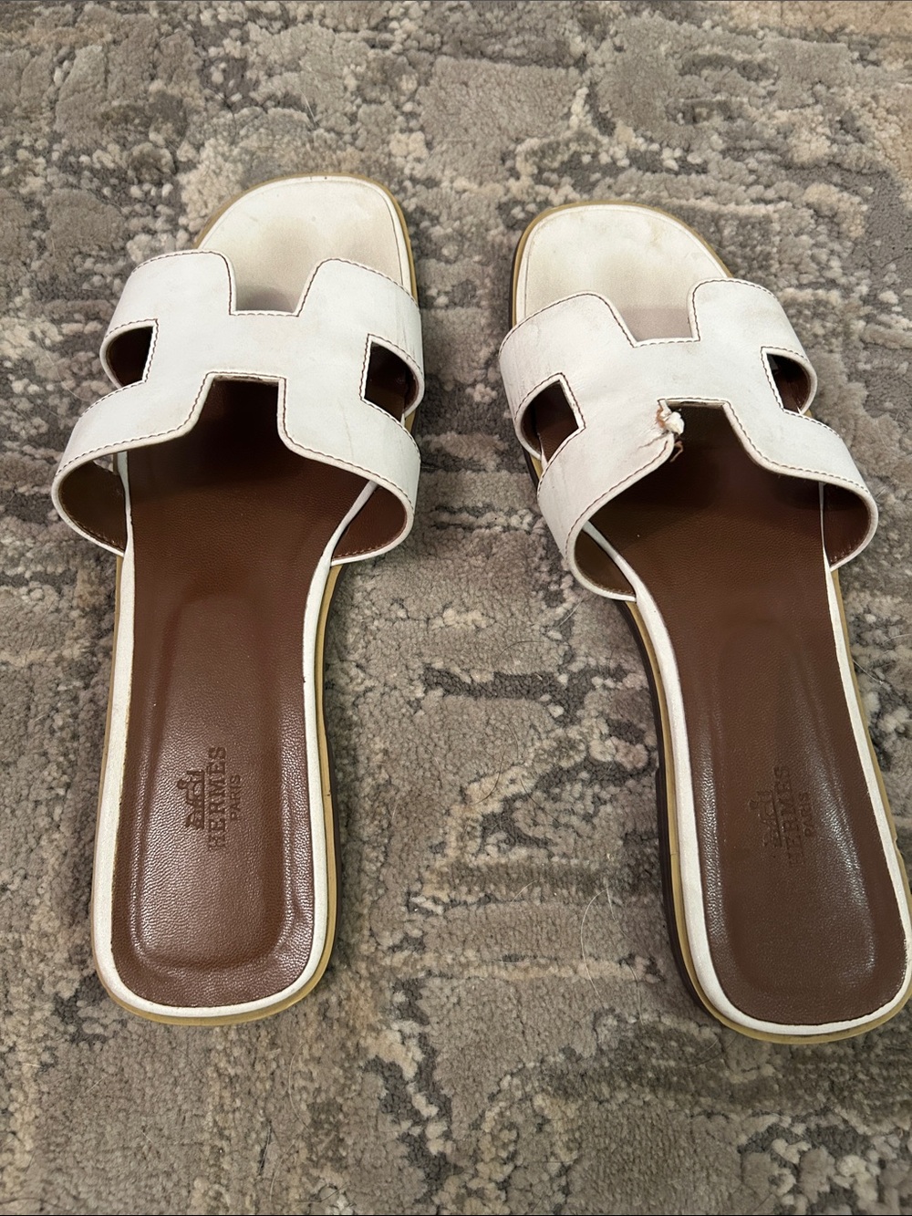 Hermes White Leather Oran Slides with Brown Footbed